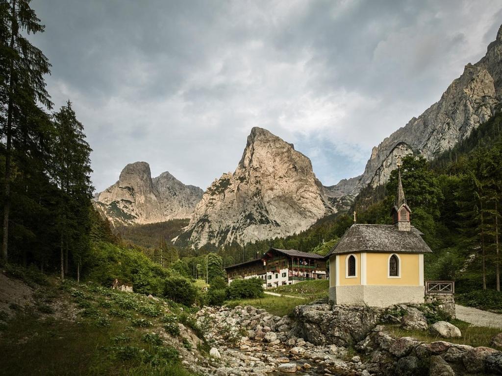 Gasthaus Hotel Oberwirt Ebbs Exterior photo